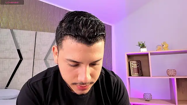 Axel grey  online show from March 2026 12:45:01 PM