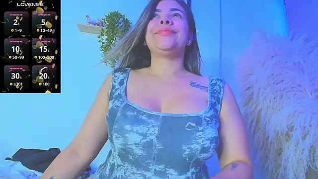 Snapshot of LindaaEvanss chatting on September 2025 05:03:02 PM LindaaEvanss online show from September 2025 05:03:02 PM