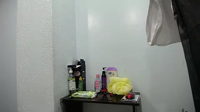 Jheampiiero online show from September 2025 01:22:01 PM