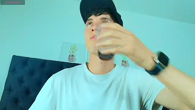 Jheampiiero online show from March 2026 01:49:02 PM