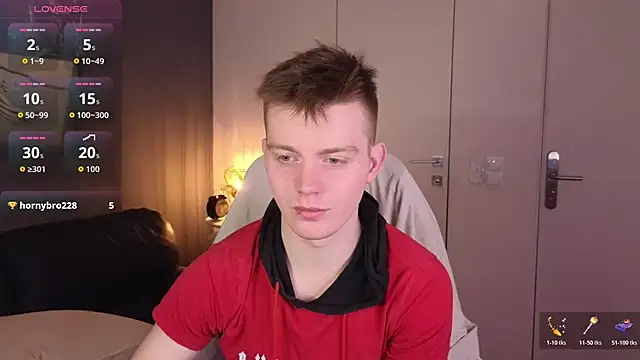 Snapshot of Happydeimos chatting on April 2026 08:53:02 PM Happydeimos online show from April 2026 08:53:02 PM