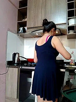  SexyPetite  online show from September 2025 05:14:01 PM