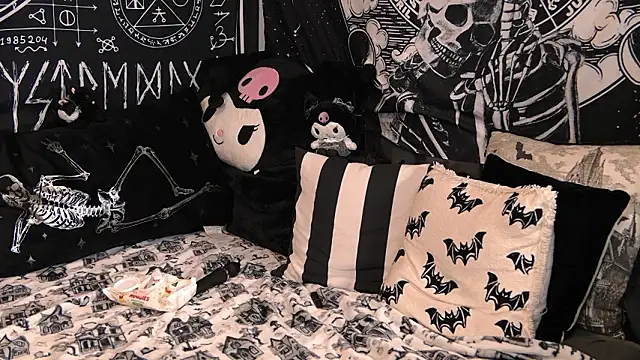 Snapshot of Paige_Turner chatting on January 2026 11:25:01 PM Paige Turner online show from January 2026 11:25:01 PM