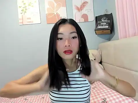 Snapshot of Anne_the_virgin chatting on April 2026 07:27:01 PM Anne the virgin online show from April 2026 07:27:01 PM