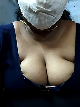 Snapshot of TAMIL_ELAKKIYA chatting on March 2026 06:05:02 PM TAMIL ELAKKIYA online show from March 2026 06:05:02 PM