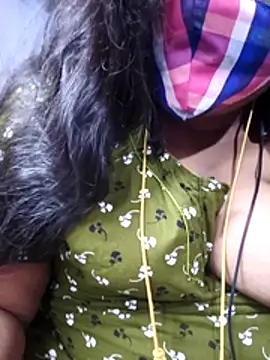 Snapshot of TAMIL_ELAKKIYA chatting on March 2026 06:00:01 PM TAMIL ELAKKIYA online show from March 2026 06:00:01 PM