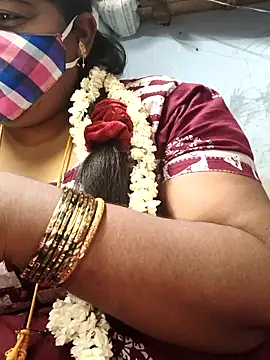 Snapshot of TAMIL_ELAKKIYA chatting on March 2026 04:18:01 PM TAMIL ELAKKIYA online show from March 2026 04:18:01 PM