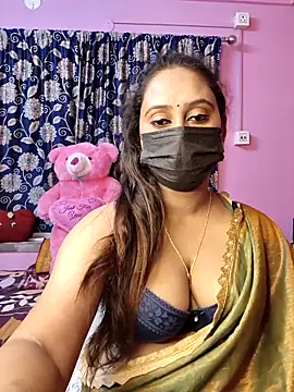 Snapshot of Cute-lusi chatting on May 2026 07:19:02 PM Cute-lusi online show from May 2026 07:19:02 PM