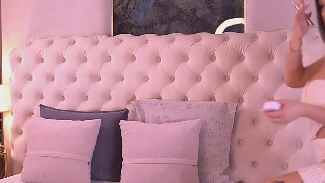 Snapshot of BellaNoirre chatting on March 2026 07:07:02 PM BellaNoirre online show from March 2026 07:07:02 PM