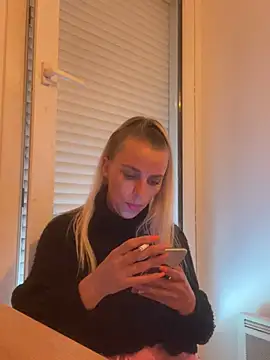 BrumeLove online show from June 2026 11:38:01 AM