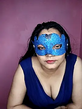 Snapshot of MEERAcle chatting on October 2025 06:58:02 AM MEERAcle online show from October 2025 06:58:02 AM