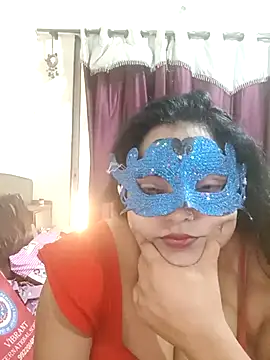 Snapshot of MEERAcle chatting on December 2025 08:41:02 AM MEERAcle online show from December 2025 08:41:02 AM