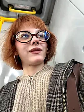 Snapshot of Only_April chatting on October 2025 09:48:02 AM Only April online show from October 2025 09:48:02 AM