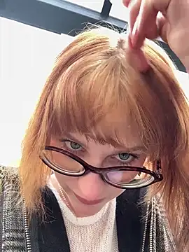 Snapshot of Only_April chatting on October 2025 01:20:01 PM Only April online show from October 2025 01:20:01 PM