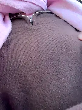 Snapshot of Only_April chatting on October 2025 11:11:01 AM Only April online show from October 2025 11:11:01 AM