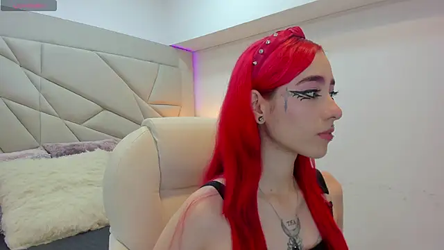 persefone 333 online show from September 2025 07:58:02 PM