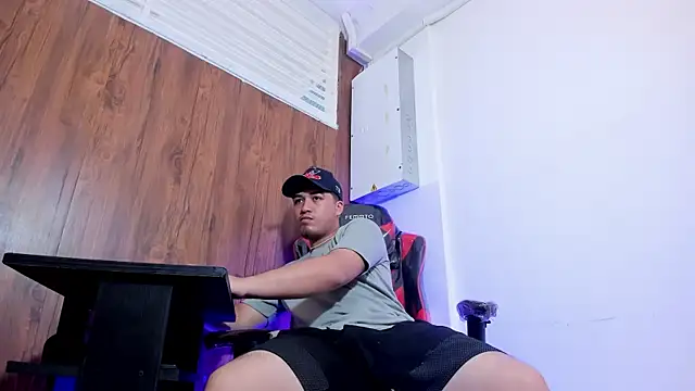 juanmechanic  online show from October 2025 01:01:02 PM