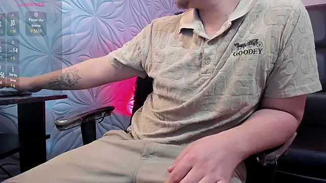 Snapshot of juanmechanic_ chatting on June 2026 03:55:02 PM juanmechanic online show from June 2026 03:55:02 PM