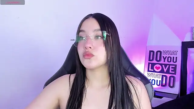 Snapshot of KimGarces chatting on September 2025 08:31:02 PM KimGarces online show from September 2025 08:31:02 PM