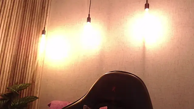 Snapshot of KimGarces chatting on October 2025 03:32:02 PM KimGarces online show from October 2025 03:32:02 PM