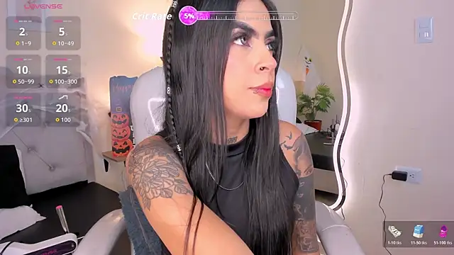 Snapshot of HannaColleman chatting on October 2025 08:22:02 PM HannaColleman online show from October 2025 08:22:02 PM