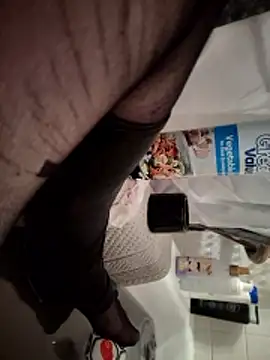 BillyIdoll75769 online show from April 2026 11:57:02 AM