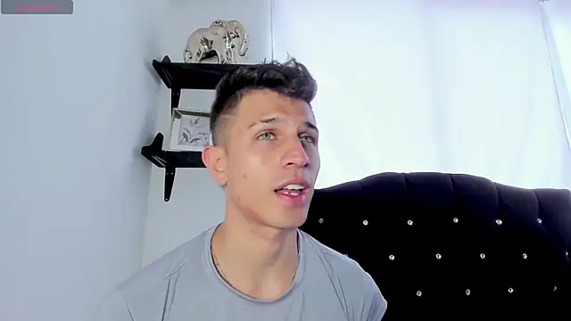 Snapshot of kevin_ahss chatting on March 2026 07:41:01 PM kevin ahss online show from March 2026 07:41:01 PM