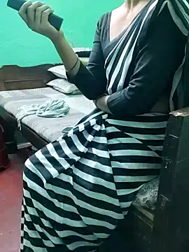 Apurvaa online show from December 2025 04:25:01 PM