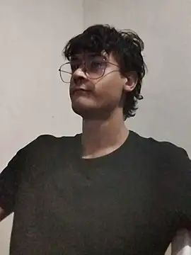 Snapshot of Mago666_ chatting on April 2026 08:43:02 PM Mago666 online show from April 2026 08:43:02 PM