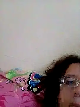 Snapshot of Sondosa3 chatting on October 2025 06:41:02 AM Sondosa3 online show from October 2025 06:41:02 AM