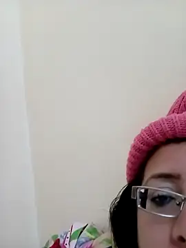 Snapshot of Sondosa3 chatting on December 2025 07:17:01 AM Sondosa3 online show from December 2025 07:17:01 AM