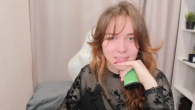 Snapshot of Anabel_Montereau chatting on September 2025 08:47:01 AM Anabel Montereau online show from September 2025 08:47:01 AM