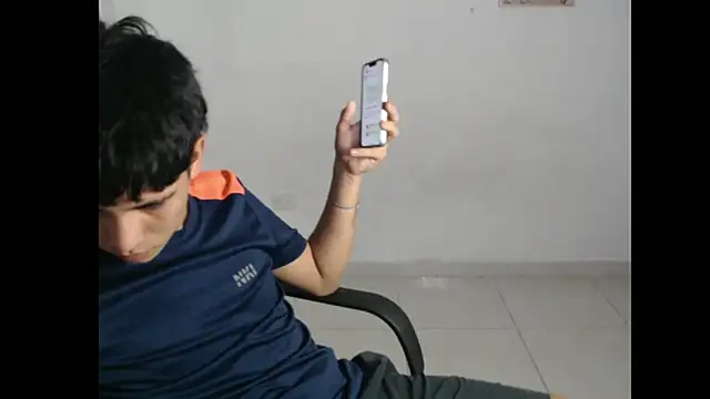 Snapshot of maximo_gomez chatting on September 2025 01:49:02 AM maximo gomez online show from September 2025 01:49:02 AM