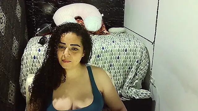 Snapshot of _naughty_milf chatting on October 2025 01:31:01 AM naughty milf online show from October 2025 01:31:01 AM