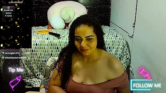 Snapshot of _naughty_milf chatting on November 2025 12:24:01 AM naughty milf online show from November 2025 12:24:01 AM