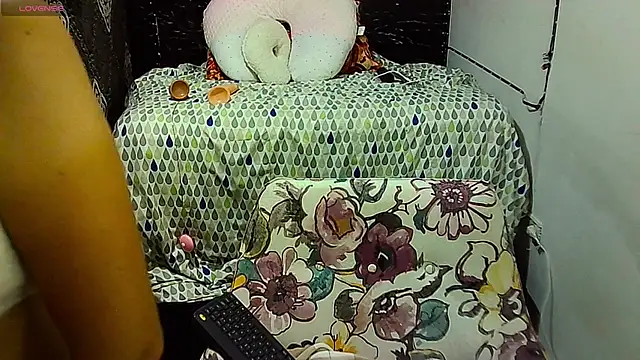 Snapshot of _naughty_milf chatting on November 2025 02:26:01 AM naughty milf online show from November 2025 02:26:01 AM