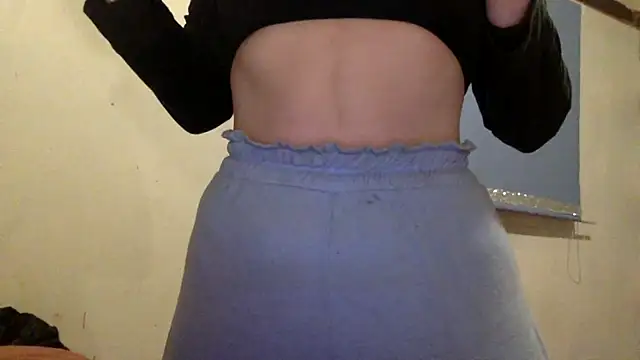 Snapshot of Bellababexox chatting on November 2025 06:34:01 AM Bellababexox online show from November 2025 06:34:01 AM