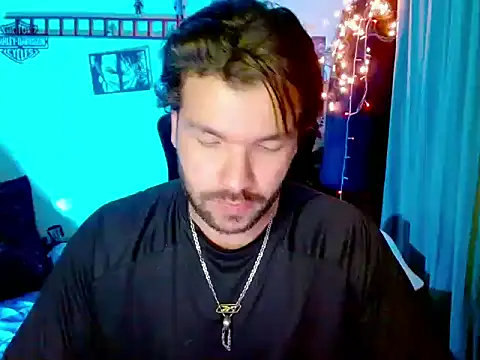 cortelioni massimo  online show from December 2025 11:21:01 PM