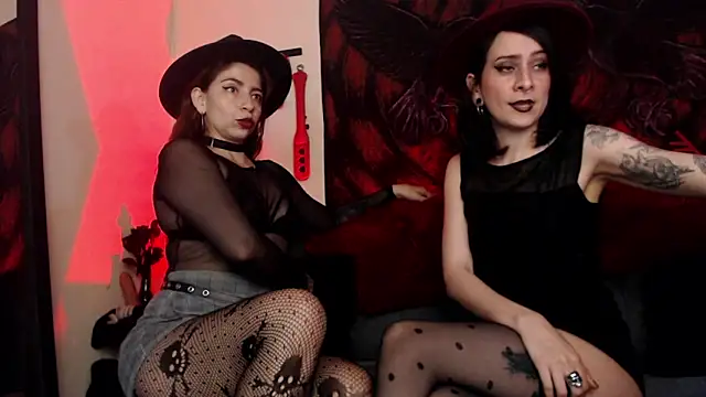 Snapshot of MistressEvangelinemourne chatting on April 2026 07:51:02 PM MistressEvangelinemourne online show from April 2026 07:51:02 PM