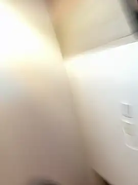 Snapshot of Mavii_ chatting on April 2026 04:12:01 PM Mavii online show from April 2026 04:12:01 PM