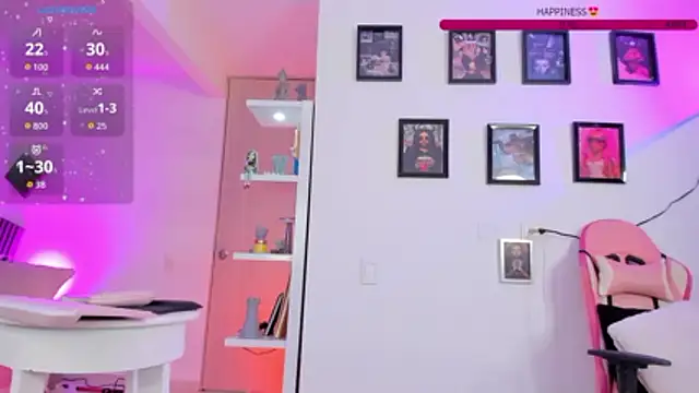 isa-gomez online show from December 2025 02:01:02 PM