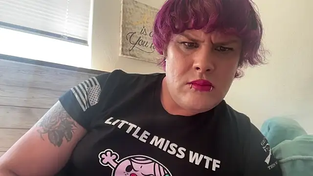 Snapshot of Julietserenity chatting on October 2025 08:00:02 PM Julietserenity online show from October 2025 08:00:02 PM