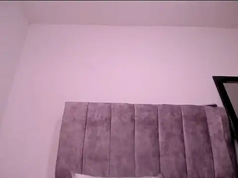 Luciana hardmand online show from September 2025 03:23:02 PM