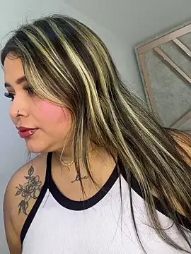 ashley-swift- online show from February 2026 11:27:01 AM