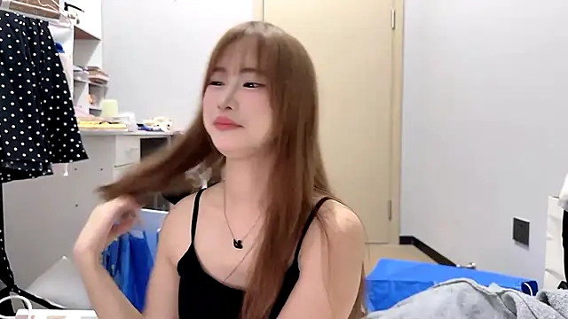 Ann-cookie online show from December 2025 04:34:02 PM