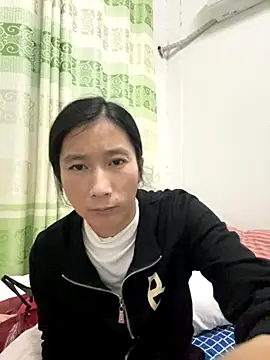 Snapshot of crhong666 chatting on November 2025 12:26:01 PM crhong666 online show from November 2025 12:26:01 PM