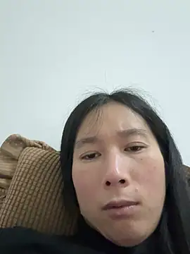 crhong666 online show from April 2026 12:47:02 PM