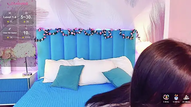 Snapshot of kimberlyy77 chatting on October 2025 06:38:01 AM kimberlyy77 online show from October 2025 06:38:01 AM