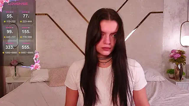 Snapshot of kimberlyy77 chatting on November 2025 06:37:01 AM kimberlyy77 online show from November 2025 06:37:01 AM