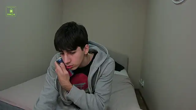 Snapshot of Quentin_Blake chatting on October 2025 06:26:01 AM Quentin Blake online show from October 2025 06:26:01 AM